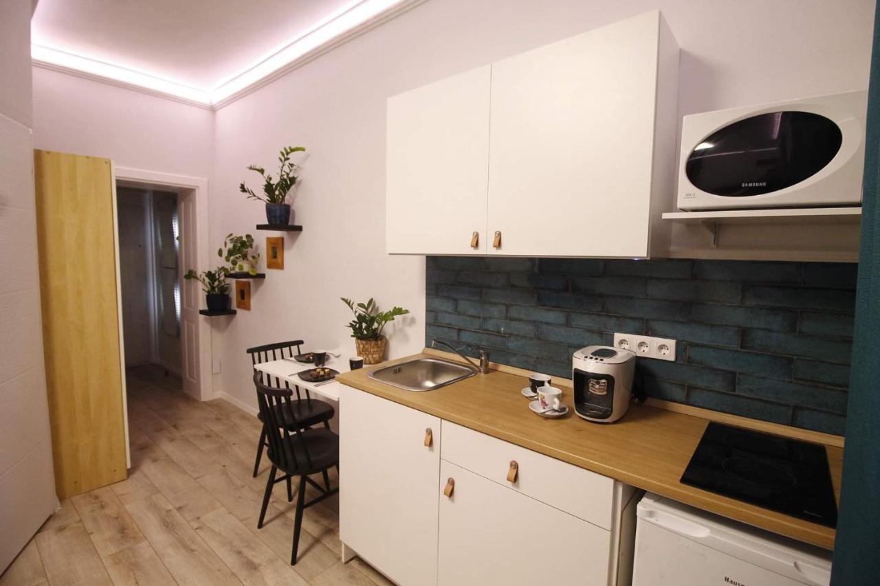 Viktoria Studioapartman غيور المظهر الخارجي الصورة