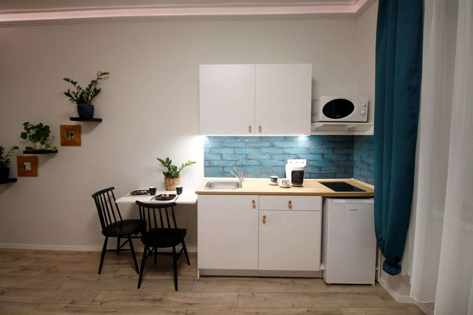 Viktoria Studioapartman غيور المظهر الخارجي الصورة
